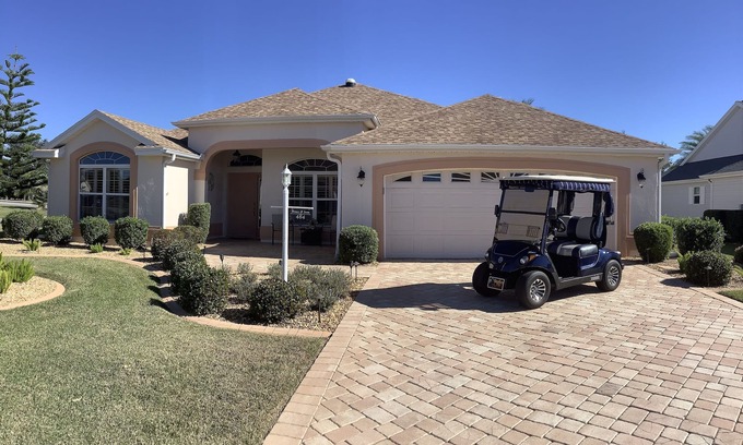 Mallory Square House | Nicest Location & Fully Equipped Charming Home in the “Heart” of The Villages.