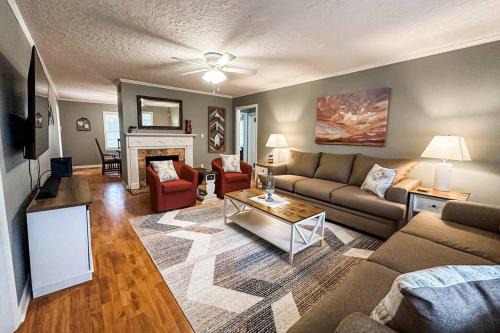 Anniston House | Nichol's Nest