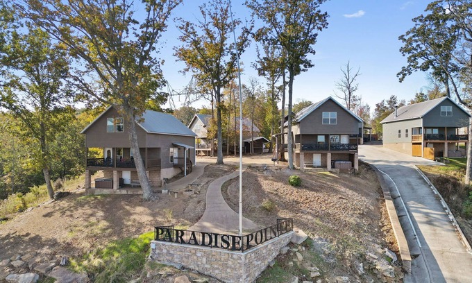 Bryant House | Nickajack Overlook at Paradise Pointe