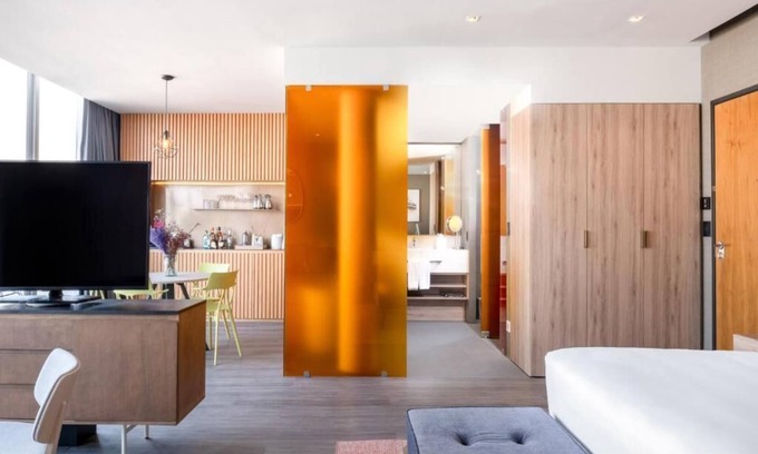 Hipodromo Hotel | Nightclub & Spa Resort! Dive into Culture at Casa Lamm & Mexico City Attractions