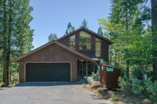 Arnold House | Nine Pines