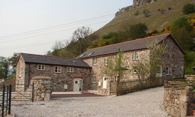 Acrefair Cottage | No 3 Panorama Cottages