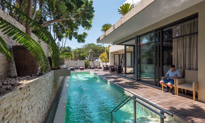 Summerstrand Hotel | No5 Boutique Art Hotel by Mantis