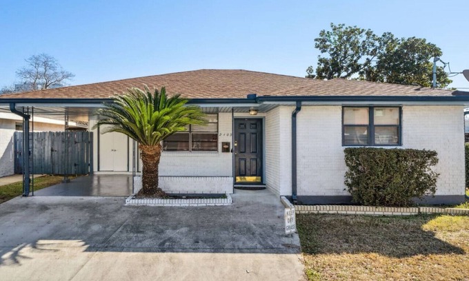 Metairie House | NOLA Safe(2BD) Vacation hub!