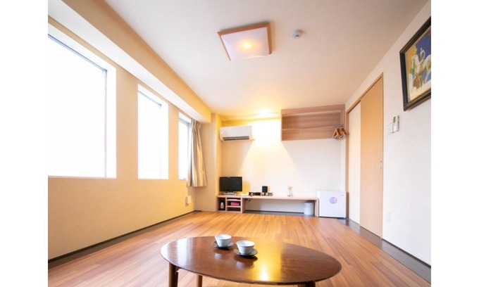 Oita House | Nonsmoking Pallet 4 people room A Selfmade fu / Oita Ōita