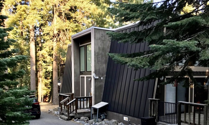 Carnelian Bay House | North Lake Tahoe Perfect Home for Family Fun