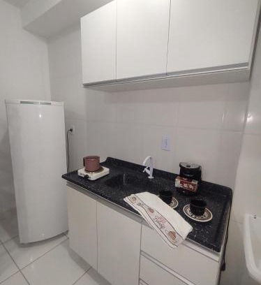 Alexandra Apartment | Novo, Com Ar Condicionado, Internet, Lavanderia e Garagem, 10 min do centro, 15 min das Praias