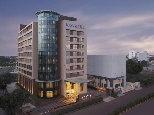 Gomti Nagar Hotel | Novotel Lucknow Gomti Nagar