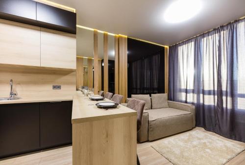 Shevchenkivs'kyi District Apartment | Nyvky Like Home - Файна Таун з сезонним басейном - Кв 53