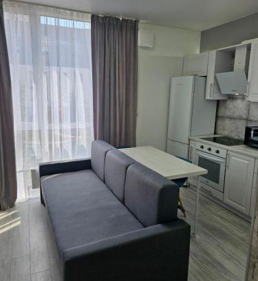 Shevchenkivs'kyi District Apartment | Nyvky Like Home - Файна Таун із сезонним басейном - Кв 6 низький поверх