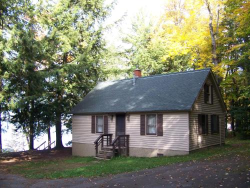 Phelps Resort | Oak Ridge