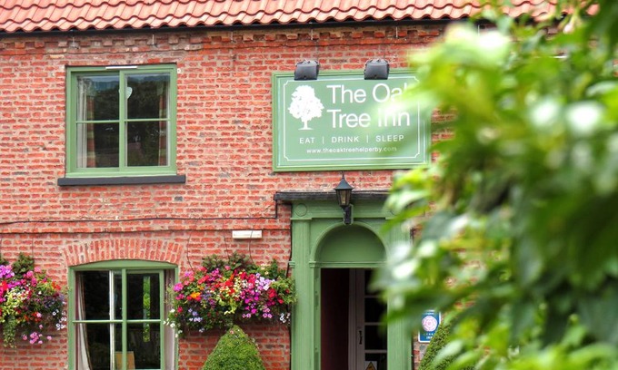 Scawton Hotel | Oak Tree Inn