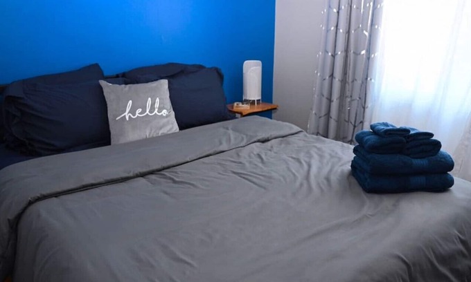 Downtown Baltimore Apartment | Oasis 2 · Stylish 1BR Perfect for Solo or Couples