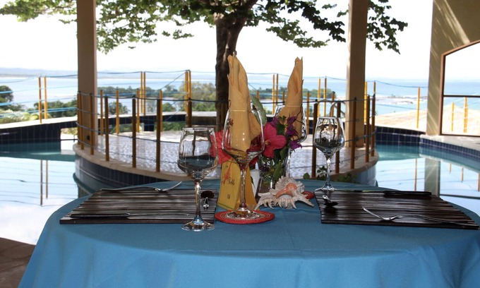 Fenoarivo Atsinanana Cabin | Oasis Lodge