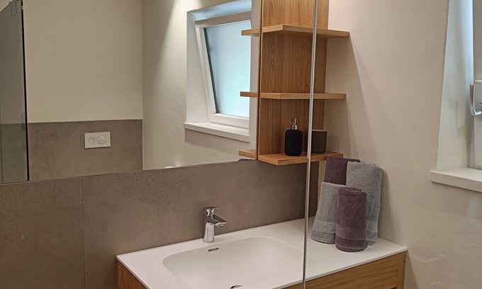 Berg/Monte Apartment | Oberberghof - vacation apartment in Eppan Berg with terrace, garden and organic swimming pond