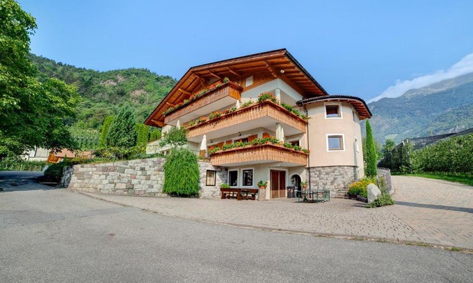 Lagundo Apartment | Obermoarhof Mutspitze