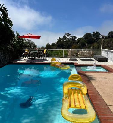 Muirlands West House | Ocean Breeze Haven Sunset & Pool La Jolla