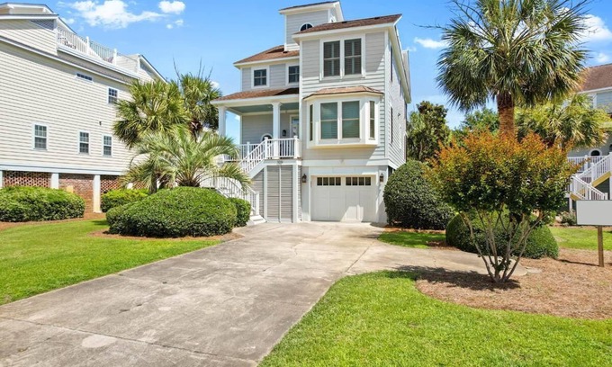 Litchfield by the Sea House | Ocean Breezes 4 Bedroom 4 Bath with Amenities