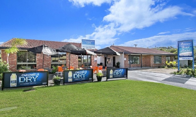 Hayborough Hotel | Ocean Crest Motel