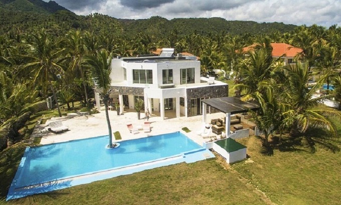 Samana Villa | Ocean Front and Beach Luxury Villa