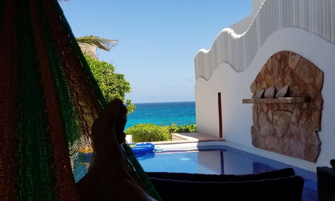 Isla Mujeres House | OCEAN FRONT MEXICAN STYLE 4 BED SUITE VILLA, CARIBBEAN BLUE SEA VIEWS AND POOL