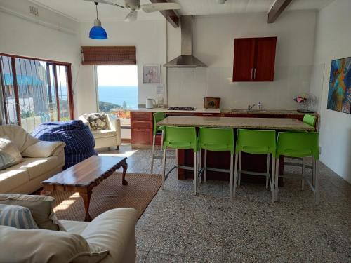 Zinkwazi Beach Apartment | Ocean rush barracuda