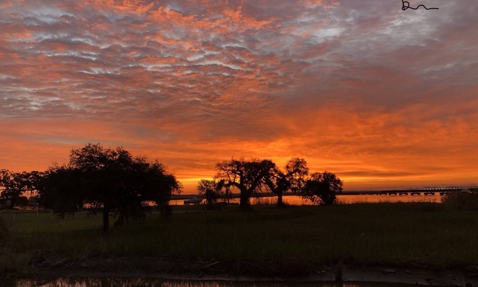 Gautier House | OCEAN SPRINGS/BILOXI AREA 4 BR 4 BA 4,900 SF W/3 CAR GAR ON THE BAY W VIEWS