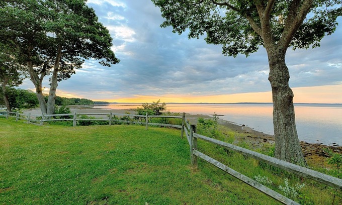 Belfast Apartment | Ocean View Apartment Along Maine's Scenic Penobscot Bay