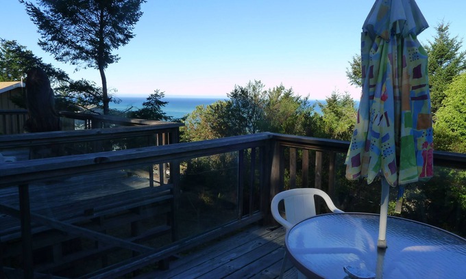 Shelter Cove House | Ocean View, Near Beaches, 4 bedrooms, End of Road Privacy