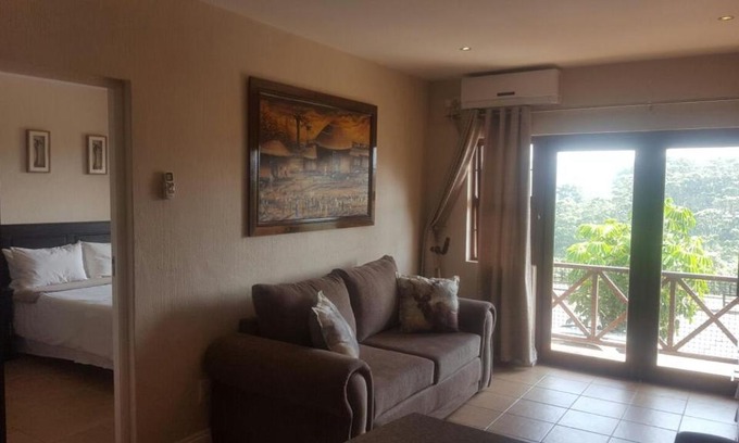 Port Edward Apartment | Ocean View Villas Unit H07