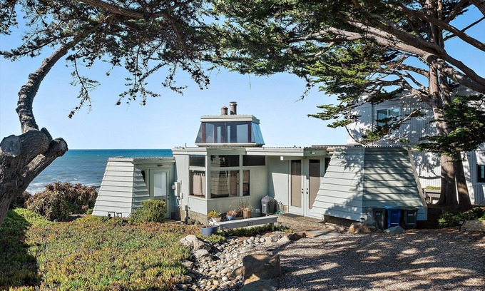 Marine Terrace House | Oceanfront Cottage : 1 BR, 1 BA House in Cambria, Sleeps 2