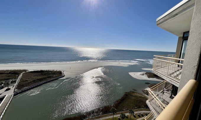 Briarcliffe Acres Condo | Oceanfront Dream Vacation! 11th Floor-What a View! + Beach Locker-Book Early!
