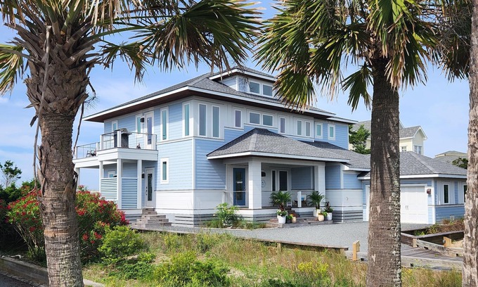 South Beach House | Oceanfront Home with Expansive Views