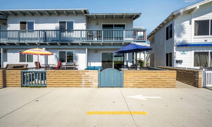 Newport Beach Apartment | Oceanfront Paradise with Private Beach Access