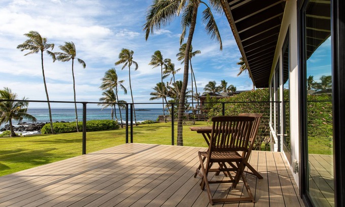 Waialee House | Oceanfront Paradise Escape on the North Shore of Oʻahu. 30-Night Minimum Stay