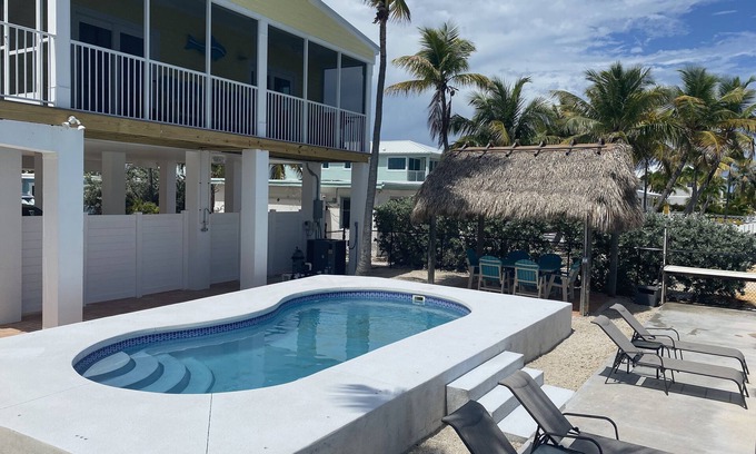 Little Venice House | Oceanfront, Pool, Tiki Hut, Magnificent Views, Near Vaca, Great Dockage, Kayaks