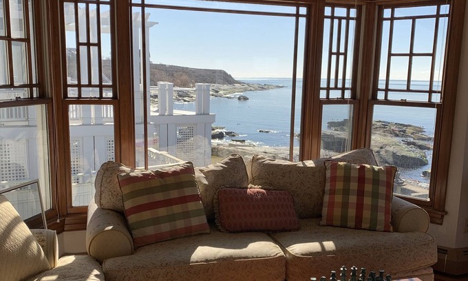 Easton's Point House | Oceanfront, Stunning Sunsets, Handicap Assessable, All Amenities