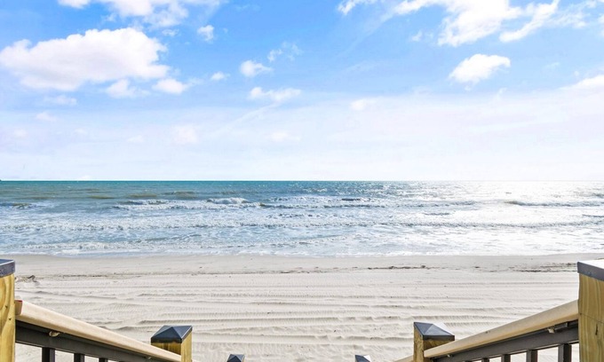 Garden City Condo | Oceanfront Vacation at Garden City Beach NO ELEVATORS