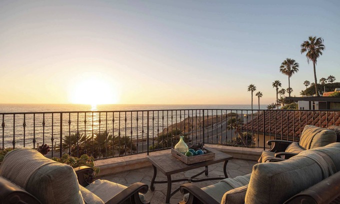 Sunset Cliffs House | Oceanfront Villa On Sunset Cliffs | Custom Jacuzzi