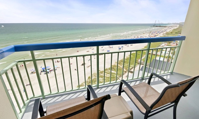 Cherry Grove Beach Condo | Oceans 1016 -Beach Views for Miles - Corner/King/Stroll to Dining/Grocery/Music
