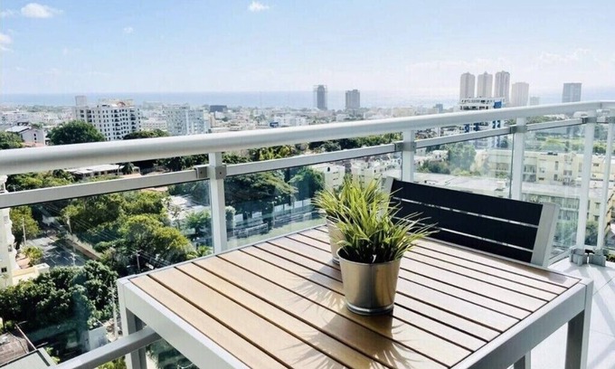 Downtown Santo Domingo Condo | Oceanview 1BR 2BA 14th Floor ~ Balcony, ACs,Wifi,Pool,Gym and Social Area
