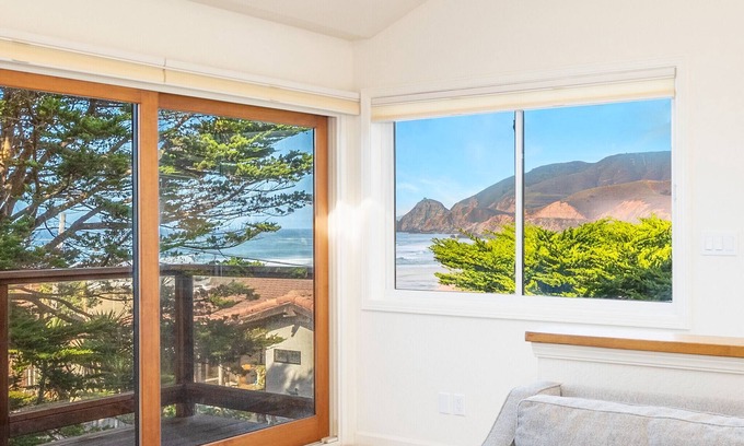 Montara House | Oceanview Beach Home – Walk to Beach, Trails, Food, Family Activities