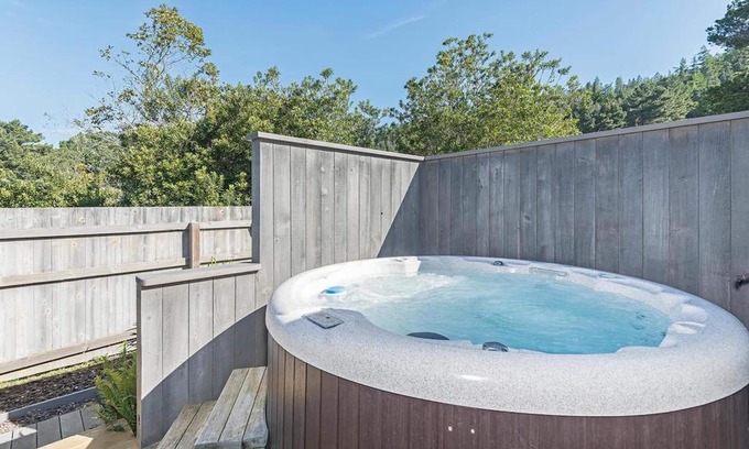 Sea Ranch House | Oceanview Home with Hot Tub, Patio & Shared Pool, Tennis Court - 1/4 Mile to the Beach