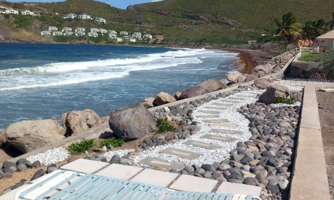 Kittian Village Villa | Oceanview Sealofts: NO spiral staircase & only 25 steps to ocean