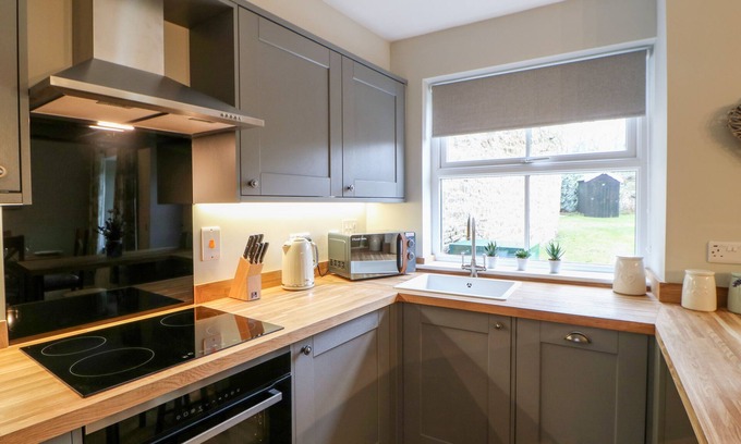 Barnard Castle Cottage | October Cottage