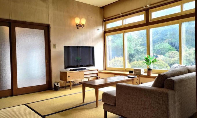 Toyohira Apartment | Old Garden House Sapporo Hiragishi