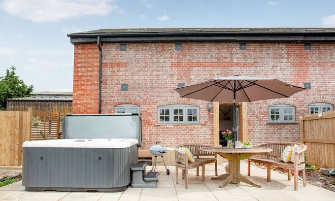 Honiton Cottage | Old Highwood - Hog End