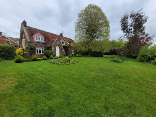 Pattiswick House | Old school house surrounded by countryside