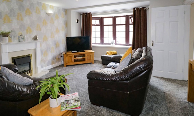 Flookburgh House | OLD SURGERY, pet friendly, character holiday cottage in Flookburgh