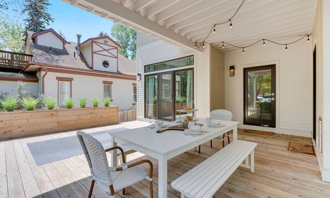 University Park House | Old Town Oasis - Spacious Artisan Home